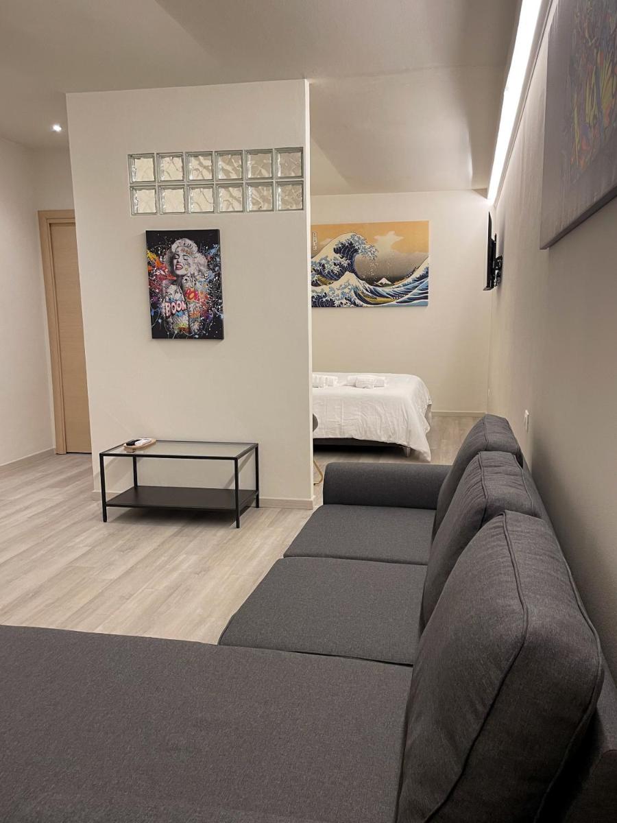 7Suites - Housity