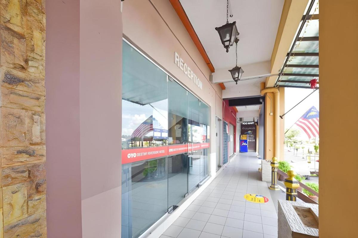 Destiny Riverside Hotel - Housity