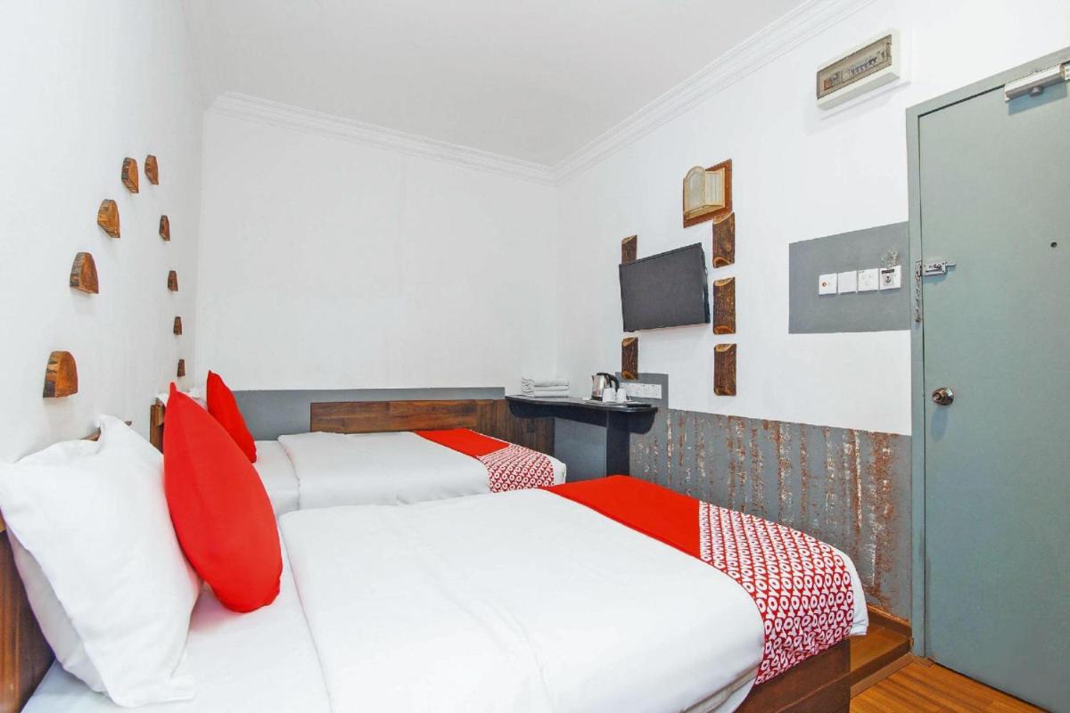 OYO 210 Hotel Five 2 - Housity