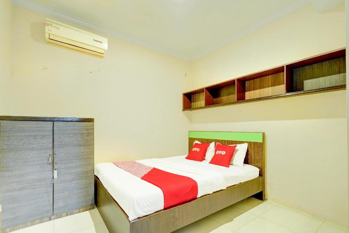 Hotel O Slawi Near Alun- Alu Slawi Formerly Boarding Inn - Housity
