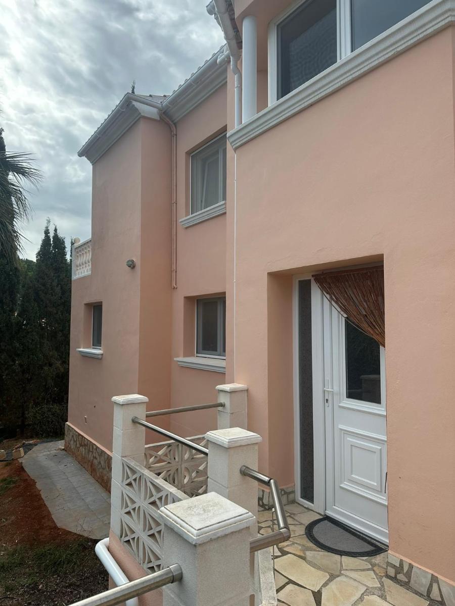 Sunny renovated Apartment - Denia/Santa Llucia - Hizvo