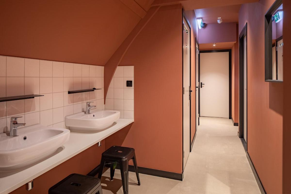 CoolDocks - Housity