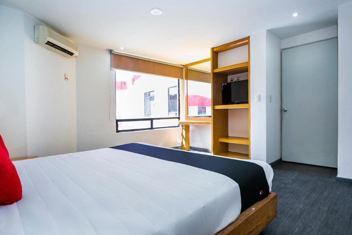 Capital O Hotel Casa Blanca, Morelia - Housity