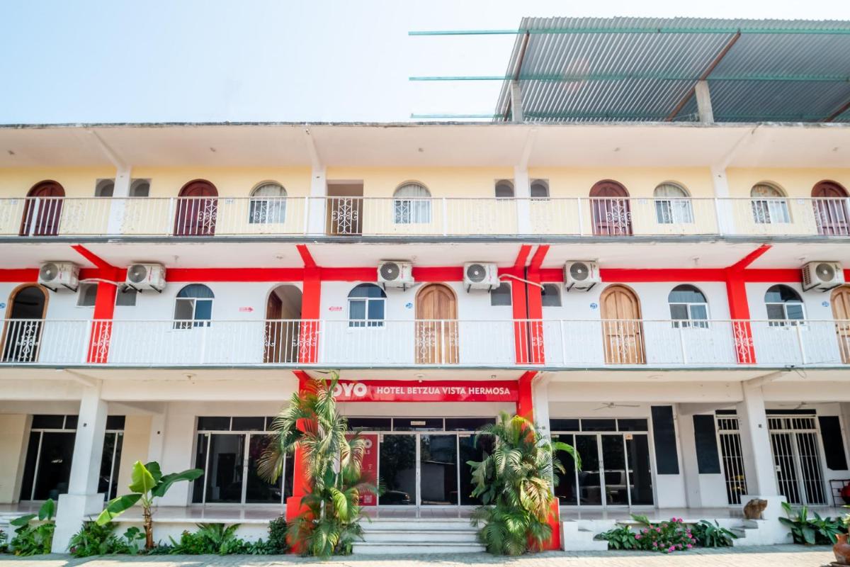 OYO Hotel Betsua Vista Hermosa, Huatulco - Housity