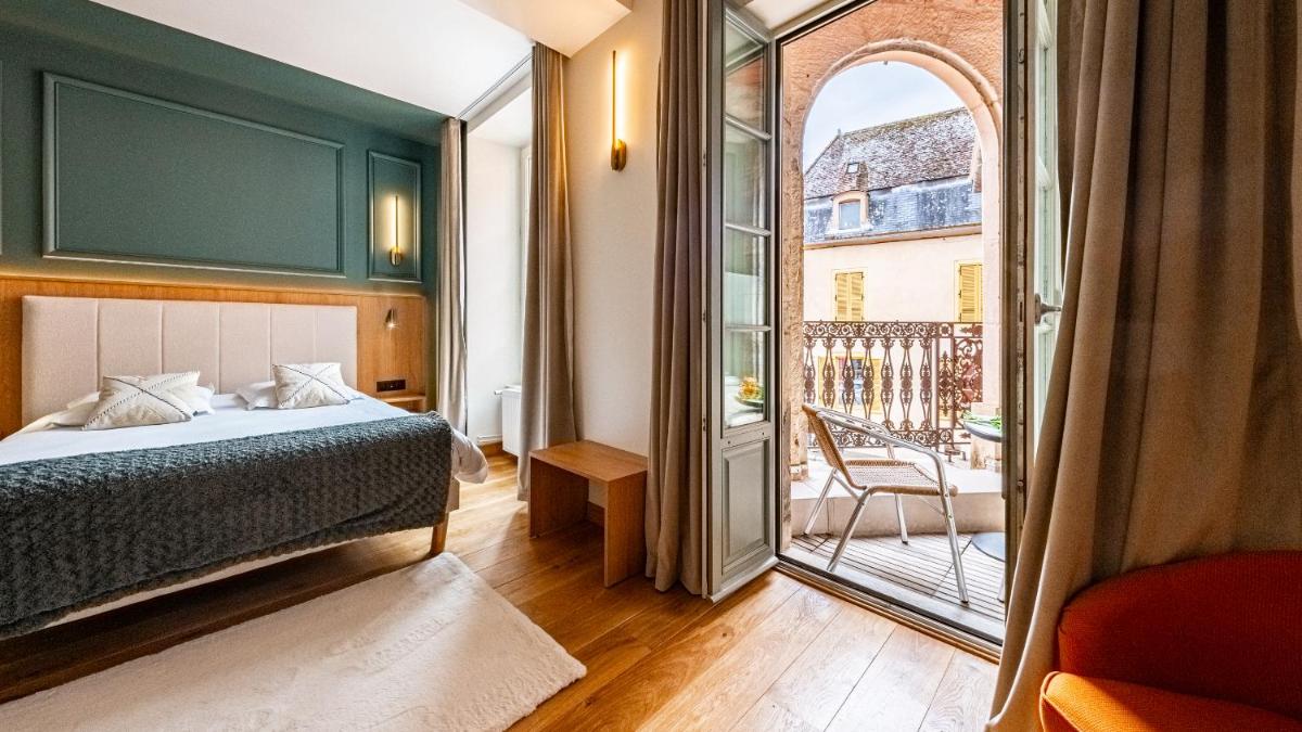 Hotel Relais De La Cote D'or - Housity