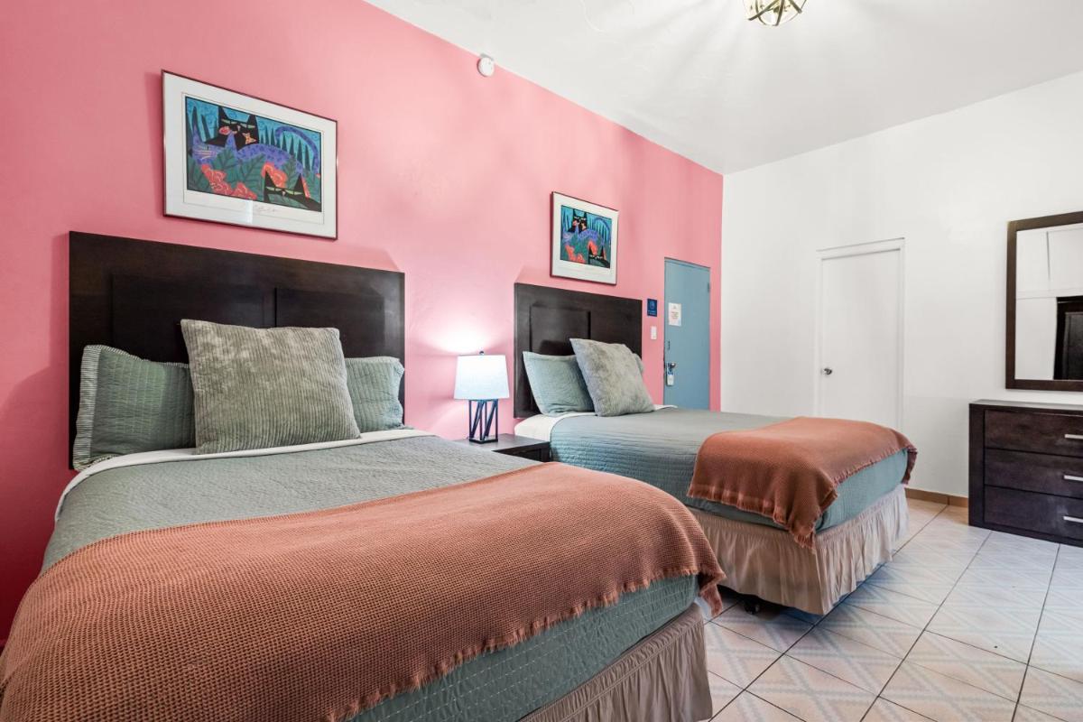 Borinquen Beach Inn - Housity