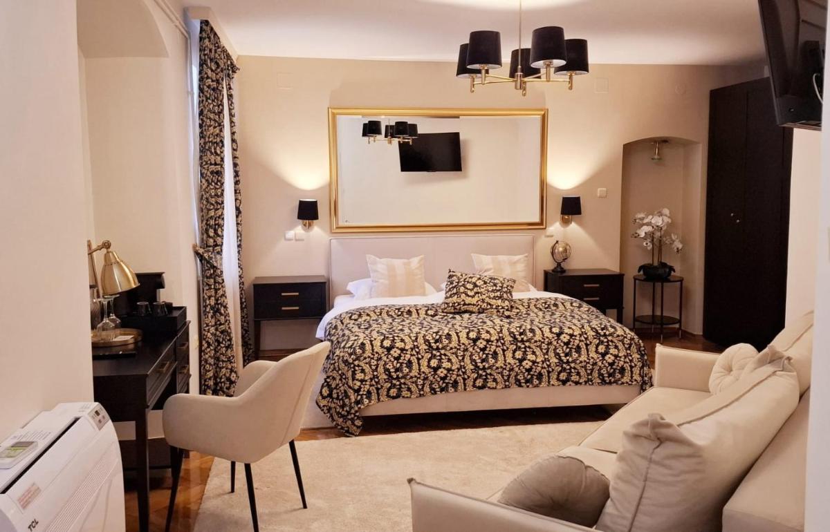 Hotel Livadić - Housity