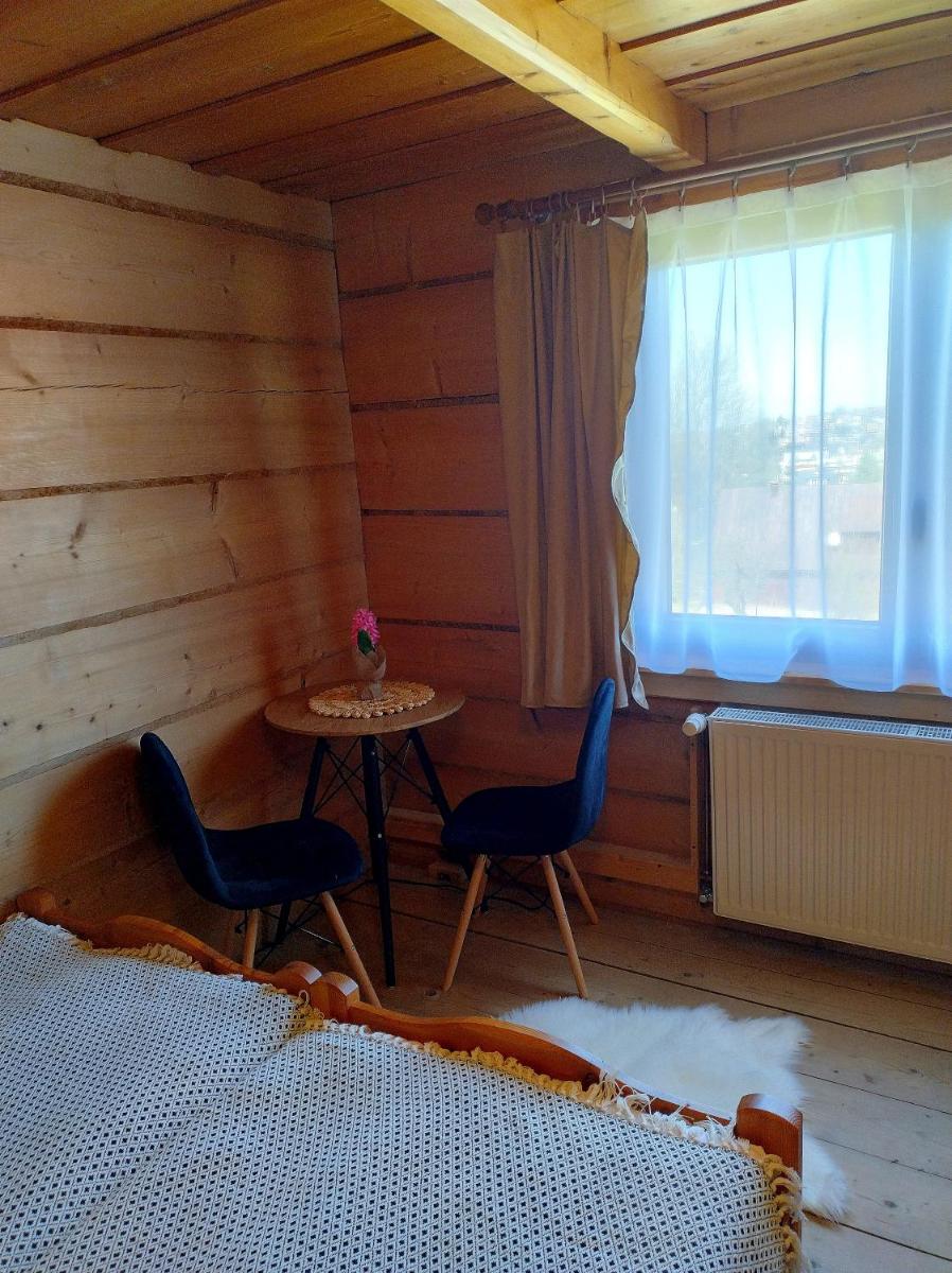 Halne Izby - Pokoje Gościnne - Housity