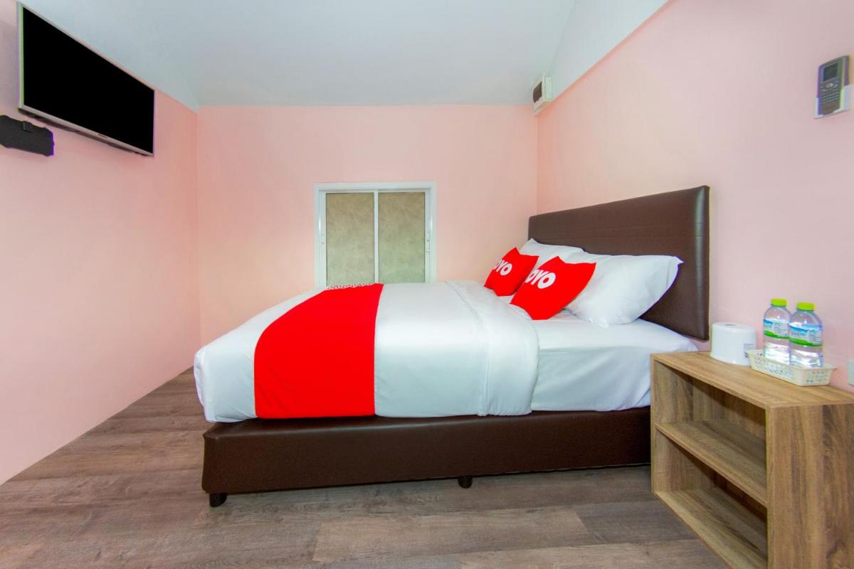 OYO 578 PJ Resort And Snooker Club - Housity