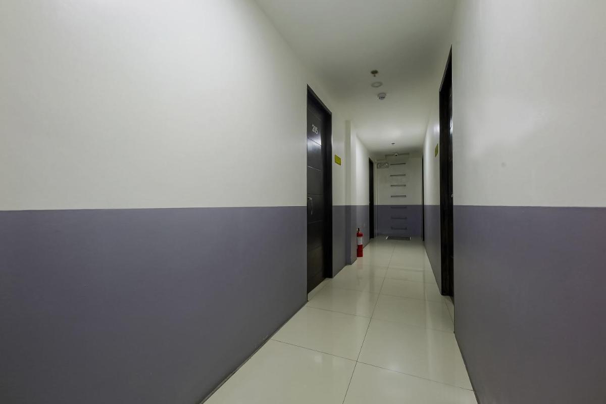 JQV Hotel - Housity