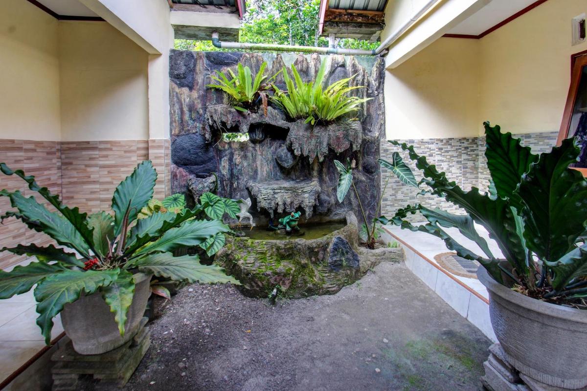 OYO 92619 Inn Homestay - Housity