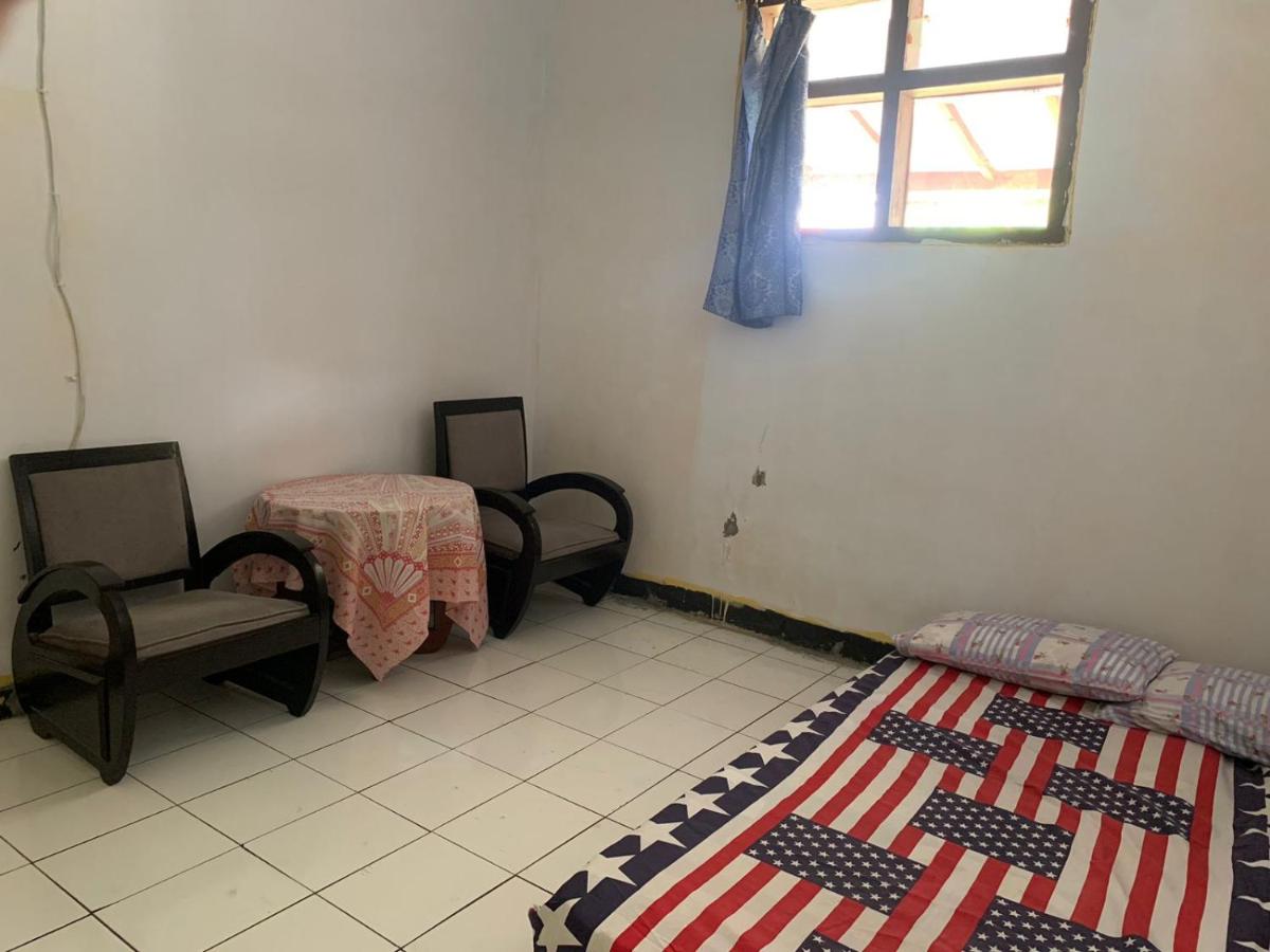 OYO Life 93841 Panorama Dewi - Housity