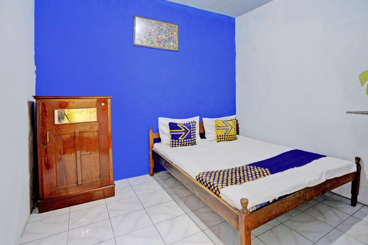 OYO Life 92921 Omaya Kost Syariah - Hizvo