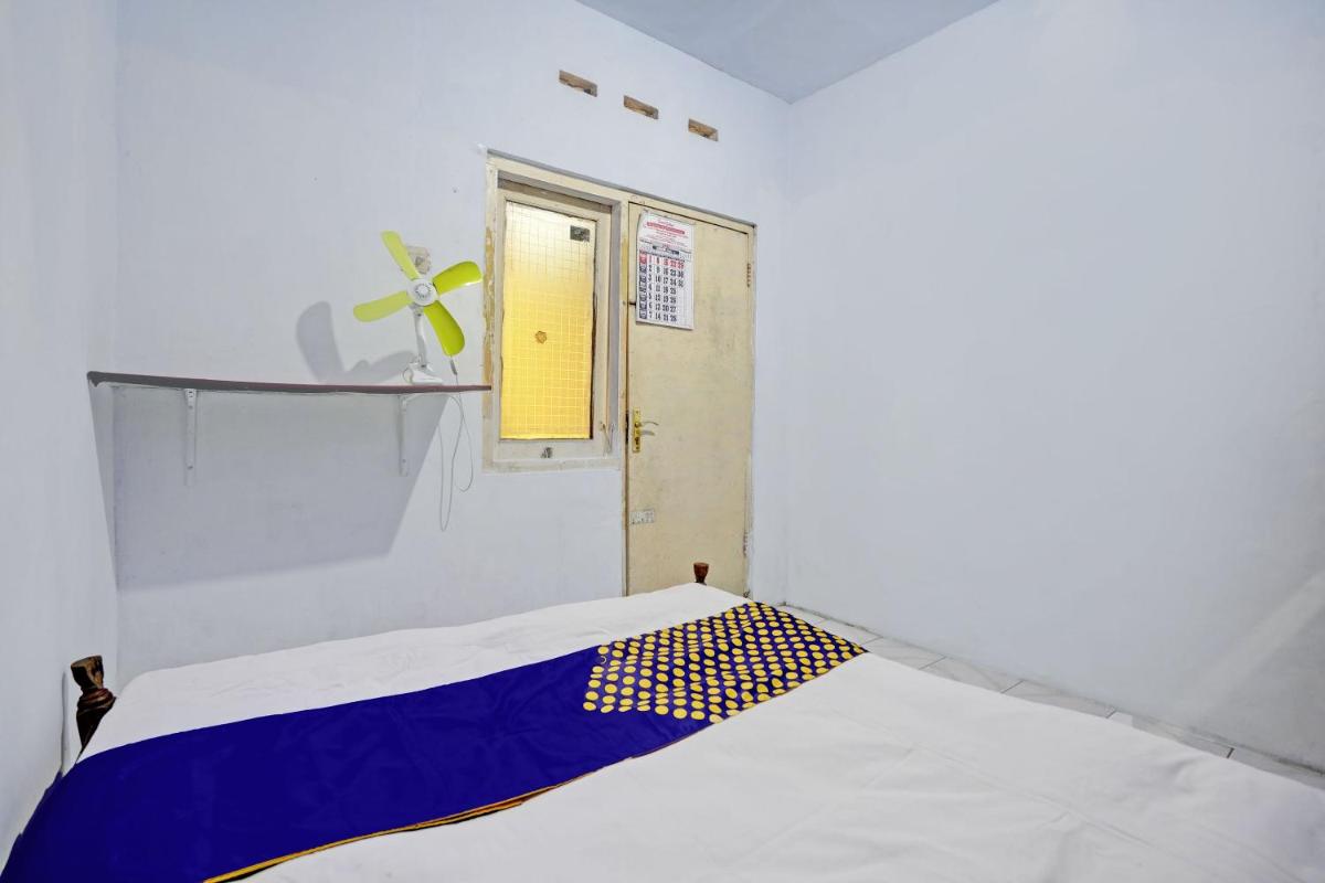 OYO Life 92921 Omaya Kost Syariah - Hizvo