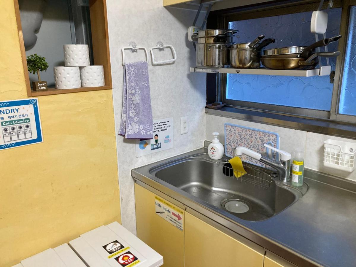 Hostel Blue Door ホステル ブルードア - Housity