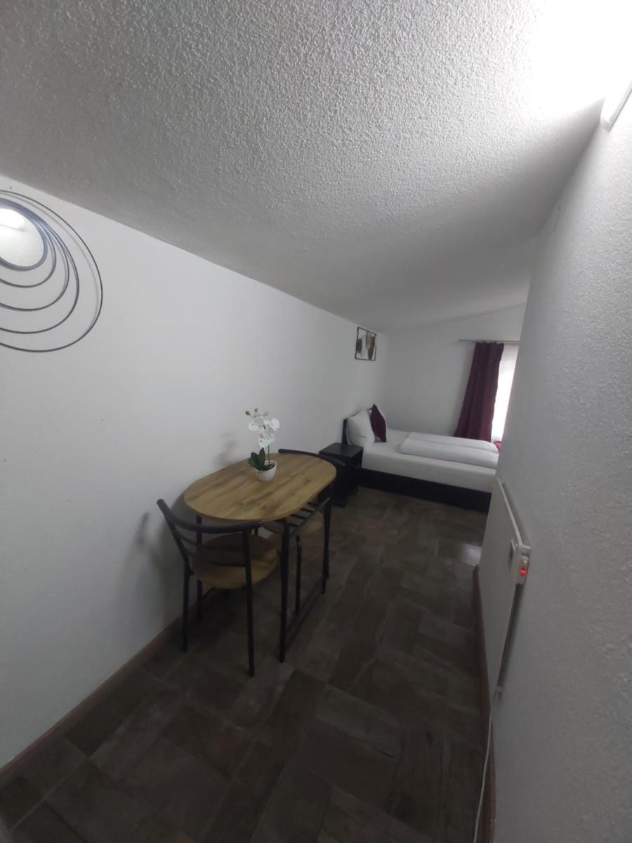 Panda Rooms - Housity