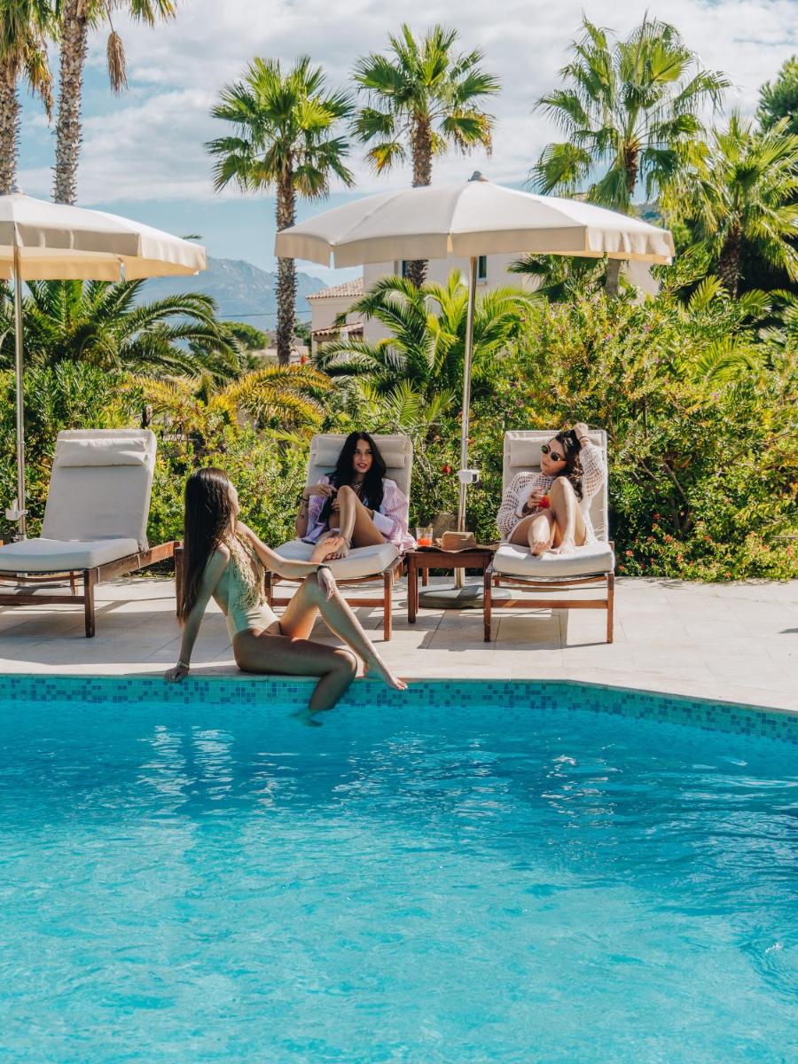 Clients de l'établissement Hotel Corsica & Spa Serena