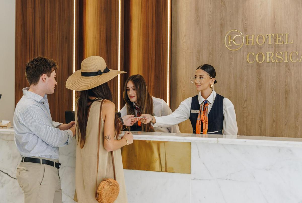 Clients de l'établissement Hotel Corsica & Spa Serena