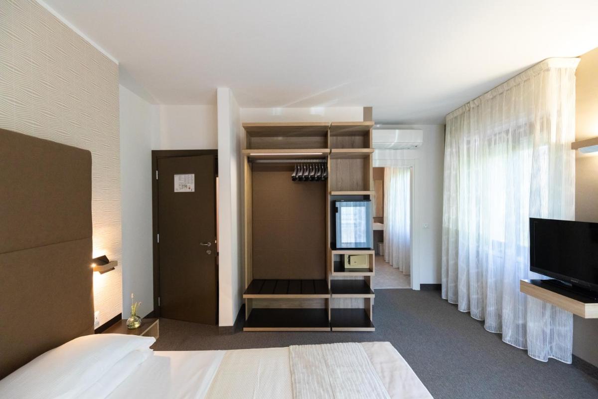 Hotel Villa Maria - Housity