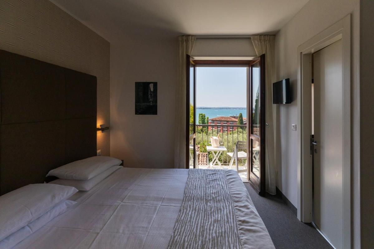 Hotel Villa Maria - Housity