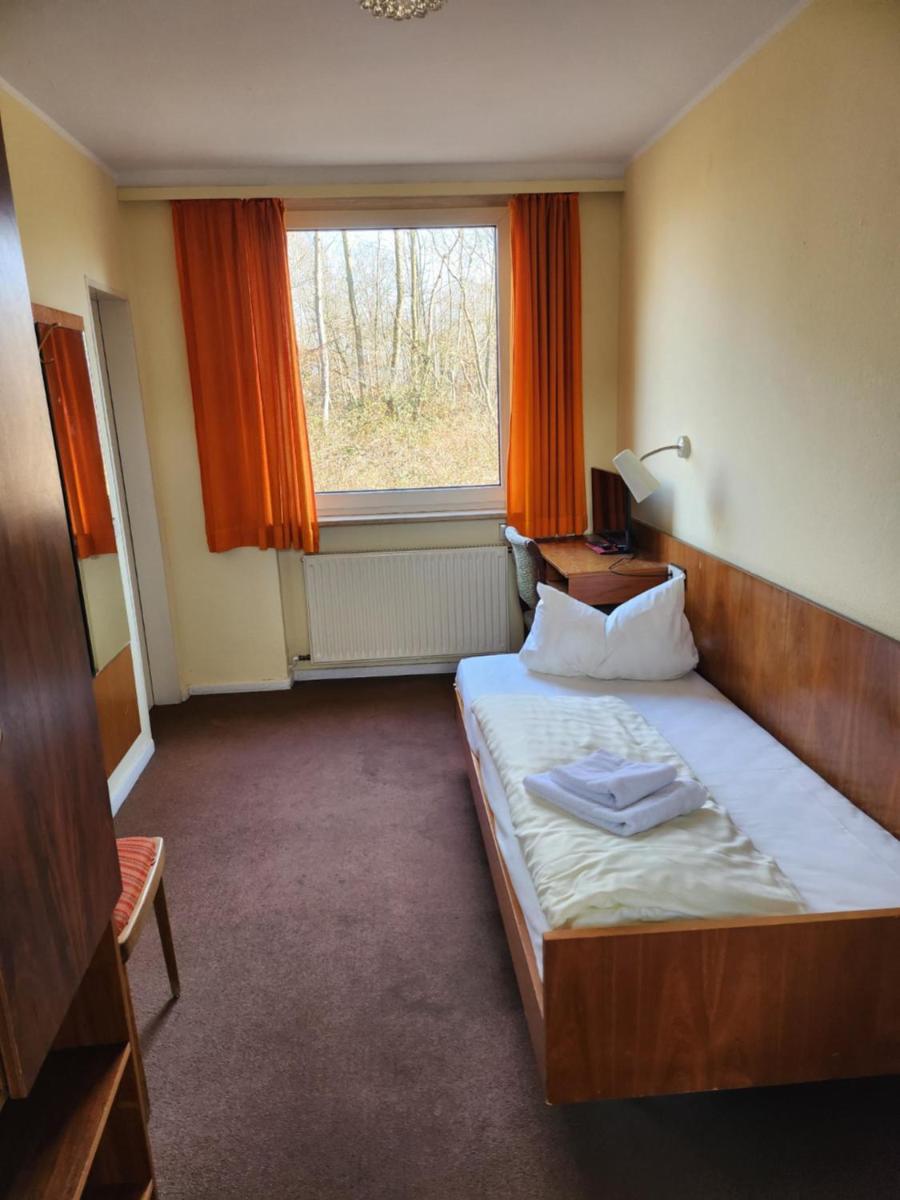 Autobahn Hotel Pfungstadt Ost - Housity