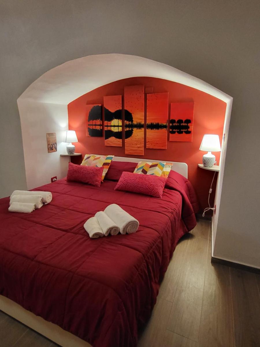 Le Segrete del pozzo 80's Room - Housity