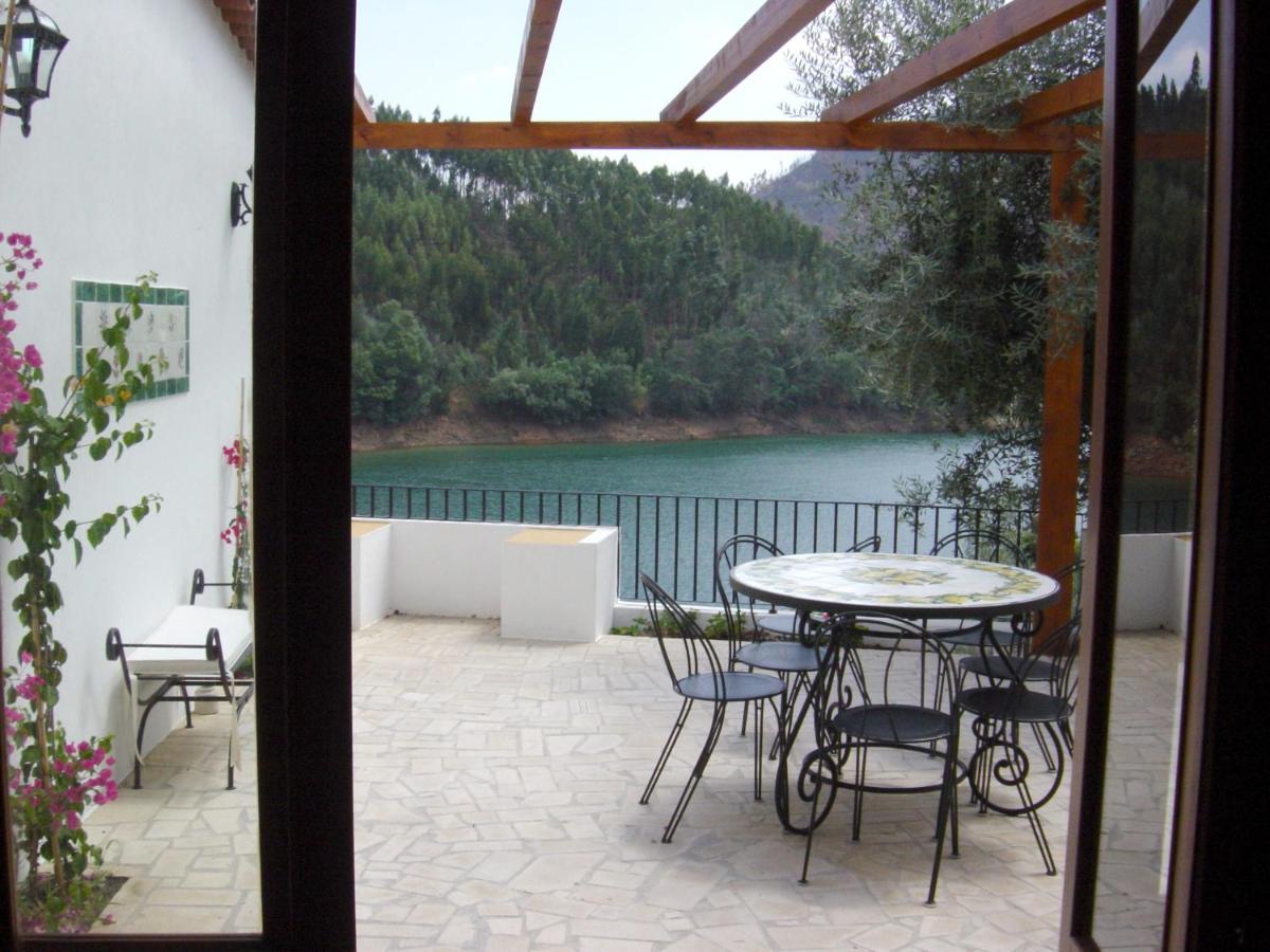 Riverside House - Housity