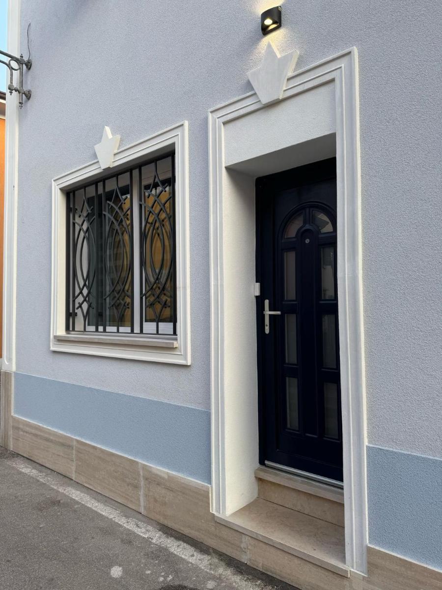 Casa Magenta Apartment 4 - Housity