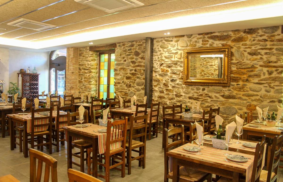 Hotel Vall d´Aneu - Housity