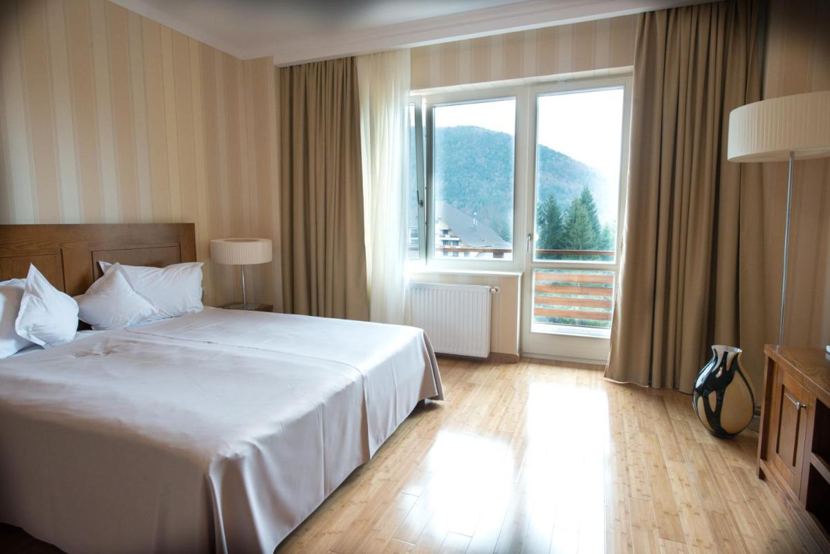 Hotel TTS**** Spa&Wellness Covasna - Housity