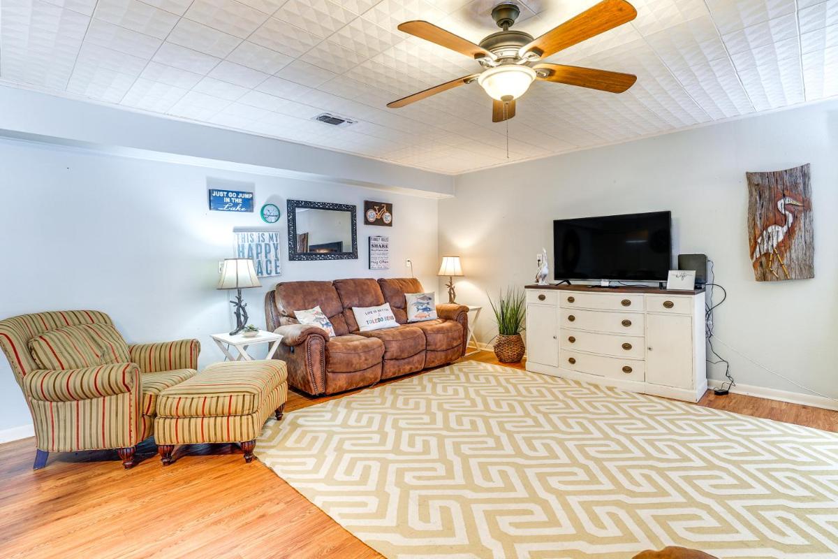 Waterfront House on Toledo Bend with Private Dock! - Housity
