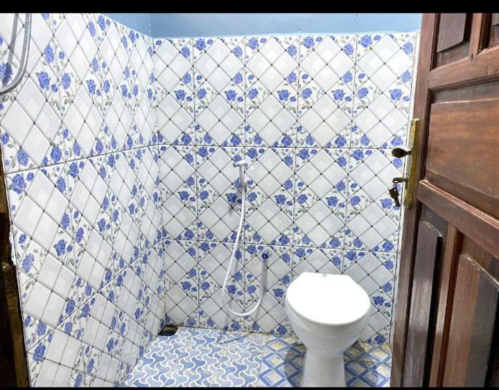 Cendana Guesthouse-Labuan Bajo - Housity