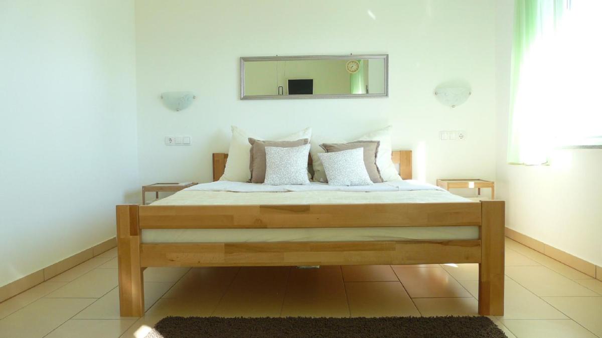 Apartments Palatium - Hizvo