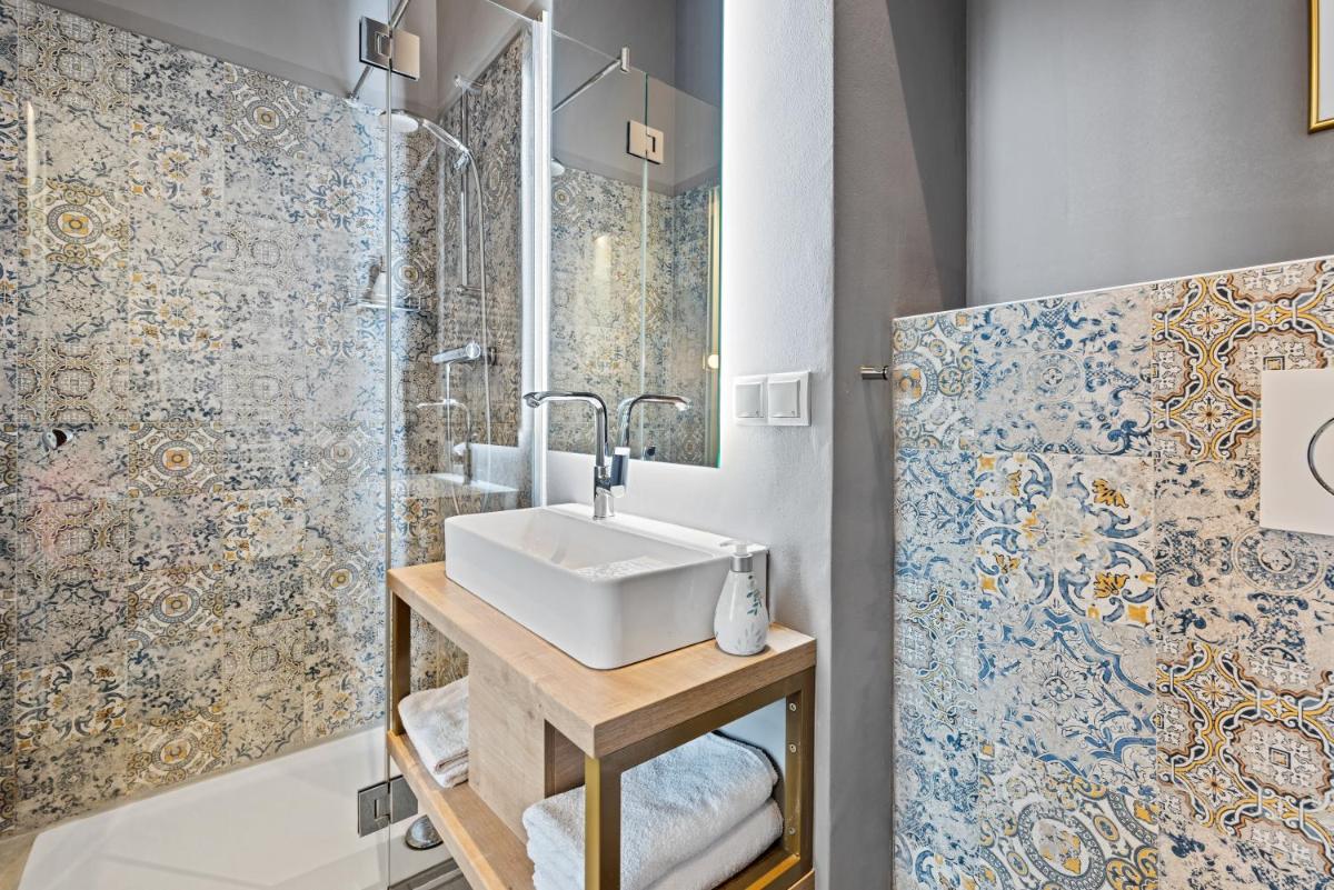 KH Opera Apartments - Housity