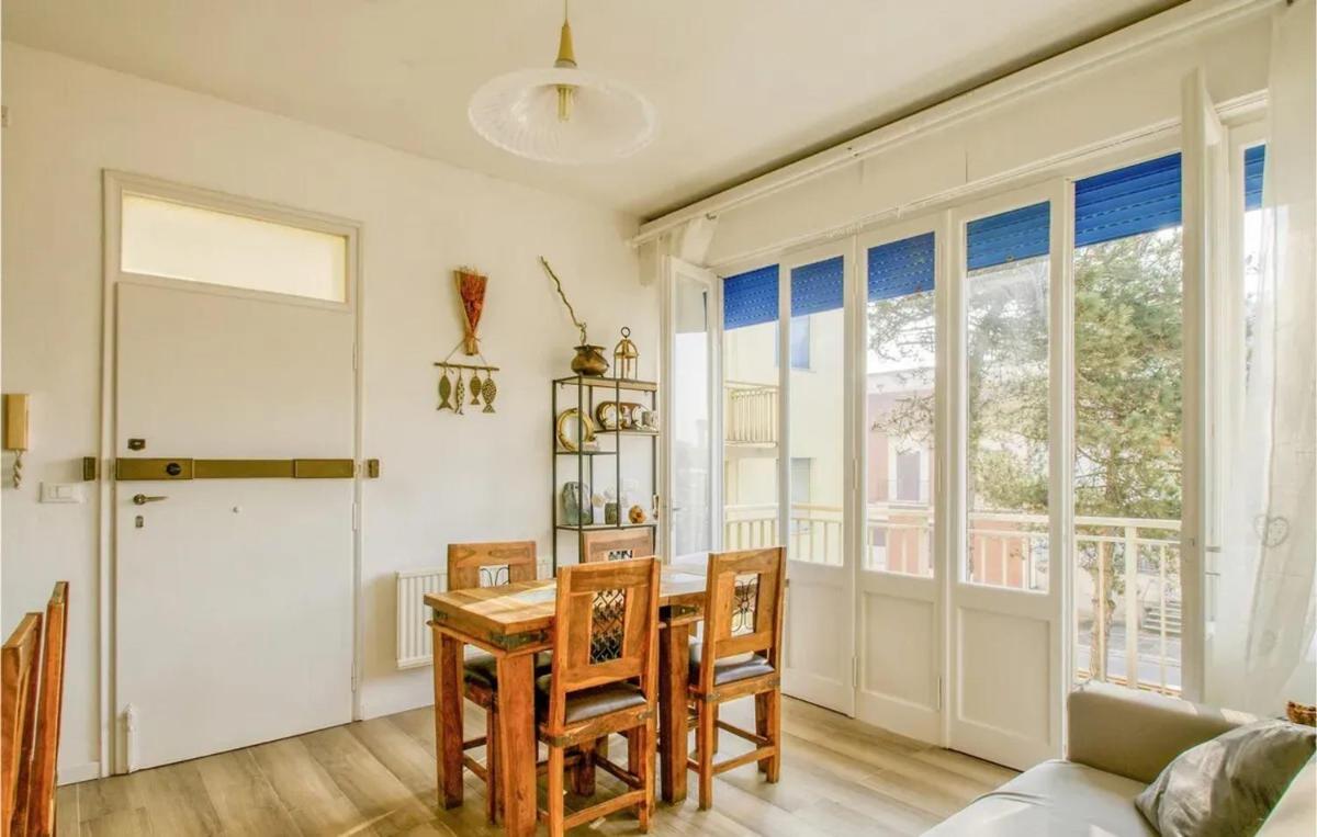 Modern apartment in Lido di Pomposa 50 m² with balcony - Housity