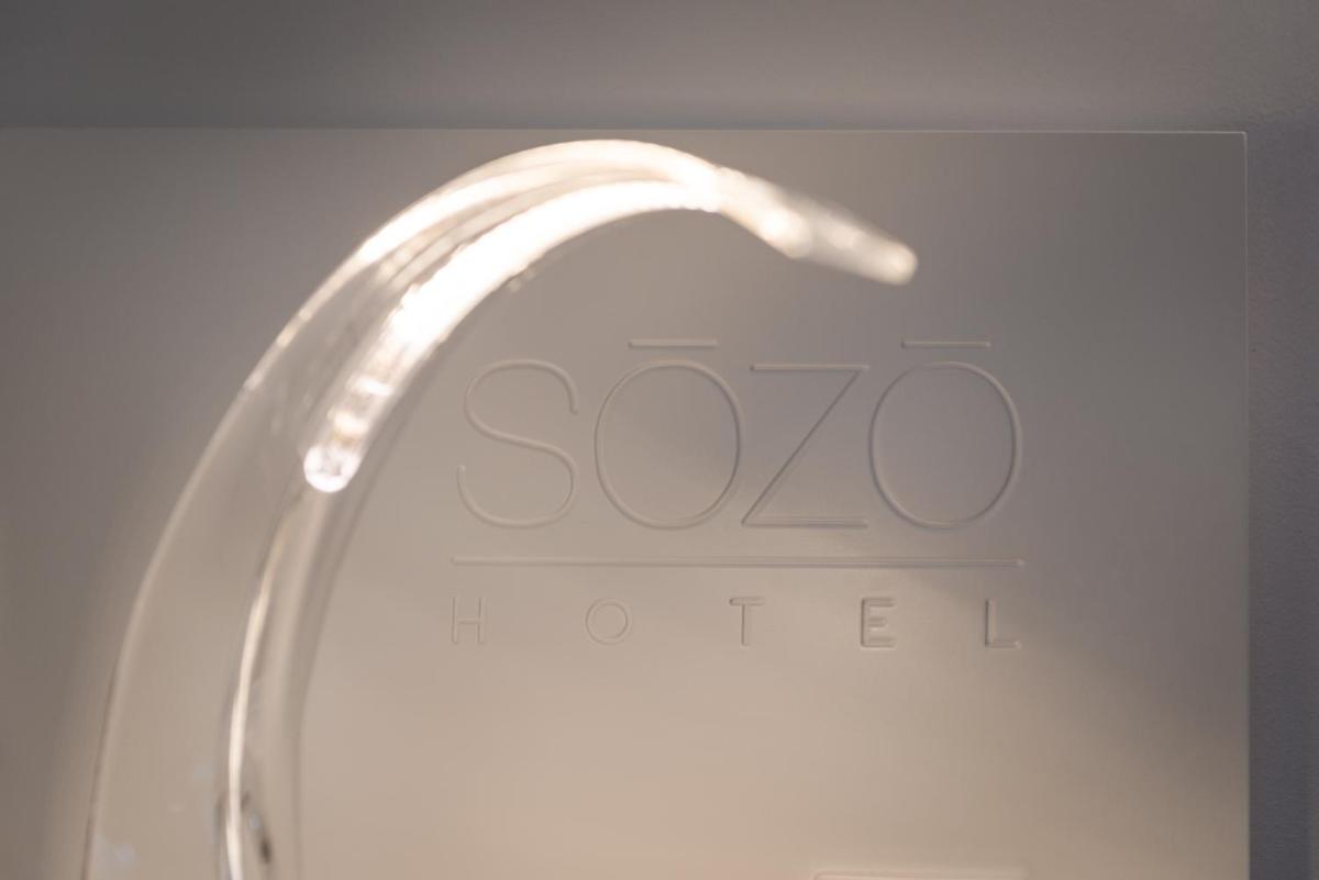 Certificat, récompense, panneau ou autre document affiché dans l'établissement SOZO Hotel