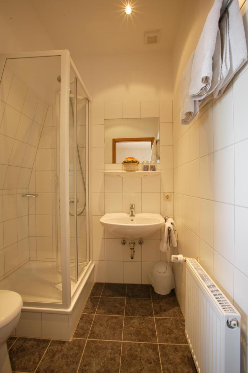 Gasthof zur Post - Housity
