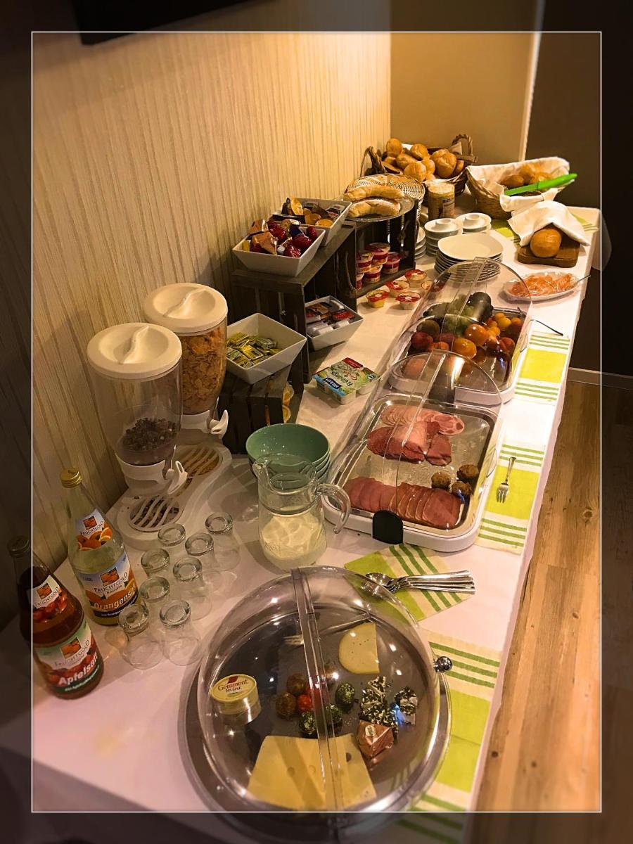 Hotel Restaurant Oberland - Housity