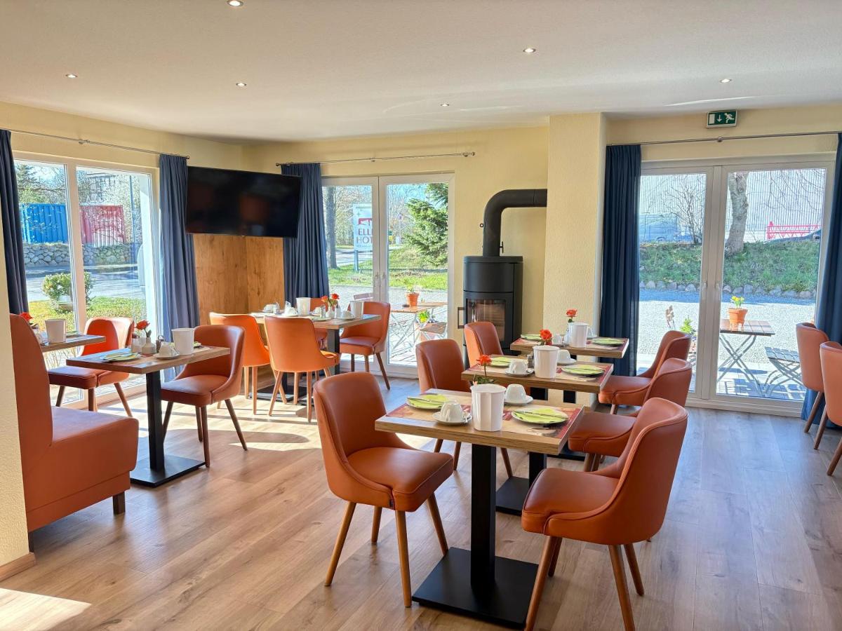 Ellen Hotel - Housity