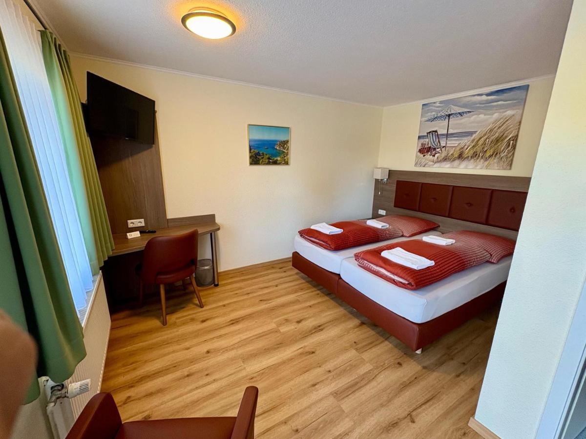 Ellen Hotel - Housity
