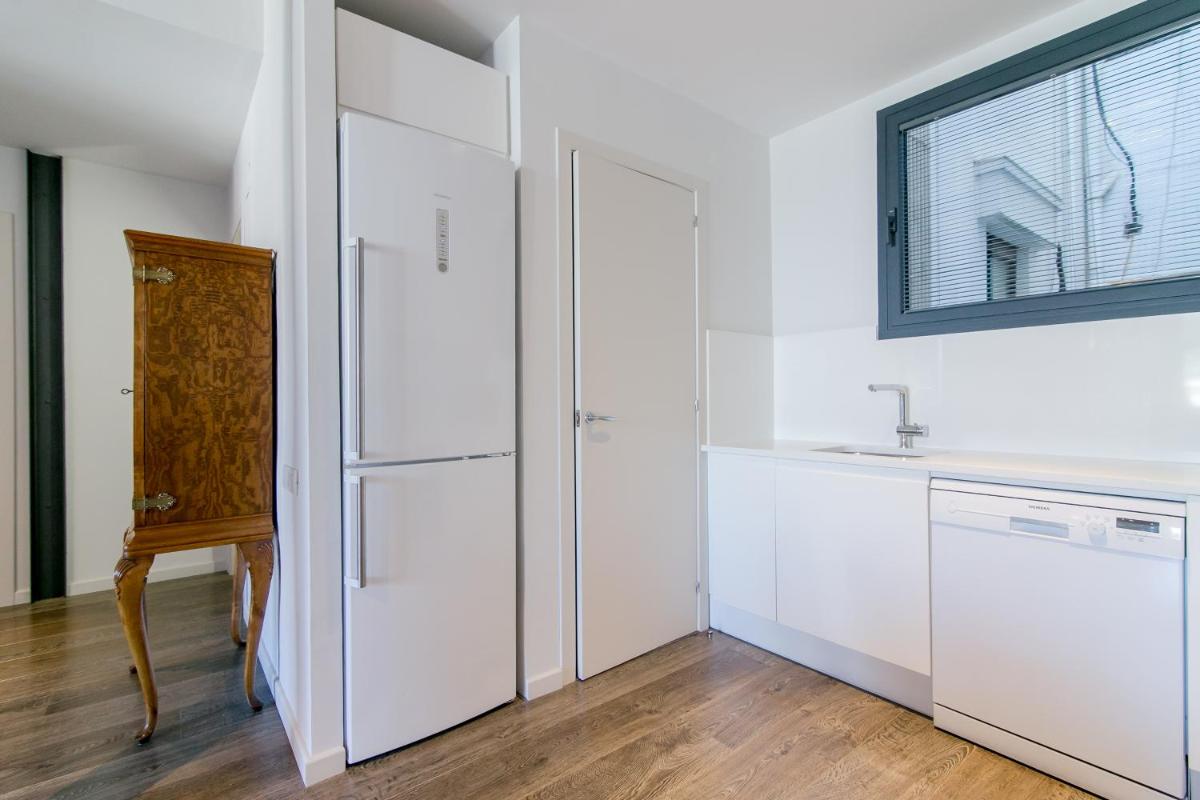 Decô Apartments Barcelona-Diagonal - Hizvo