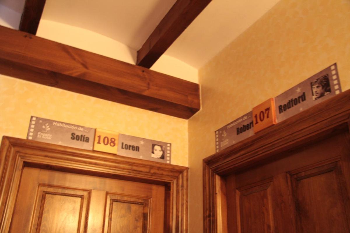 Imagen de la galería de Hotel "Posada de Cantabria EL SOLAR" -Cenas típicas y Gintonic- Bar -Terraza panorámica, en Galizano