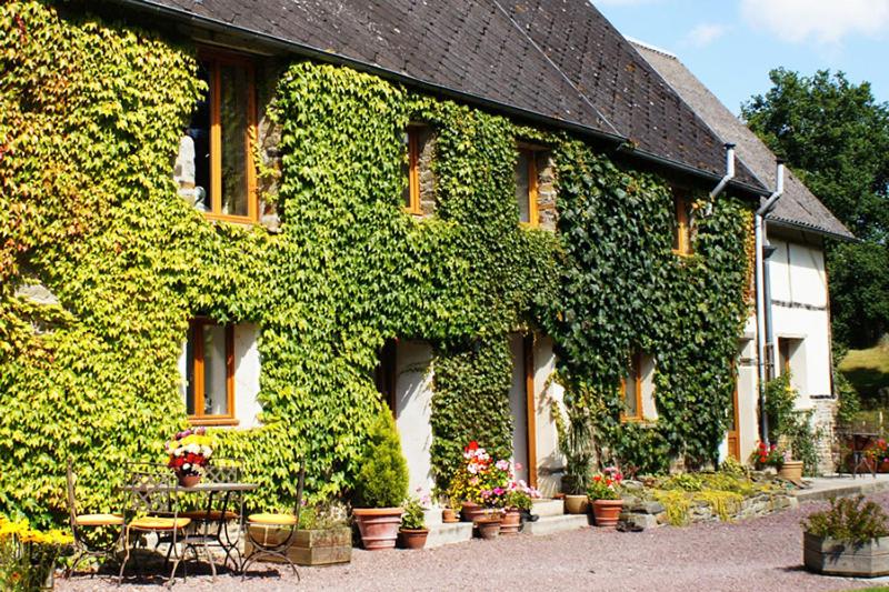 La Ferme Studio Apartments - Housity