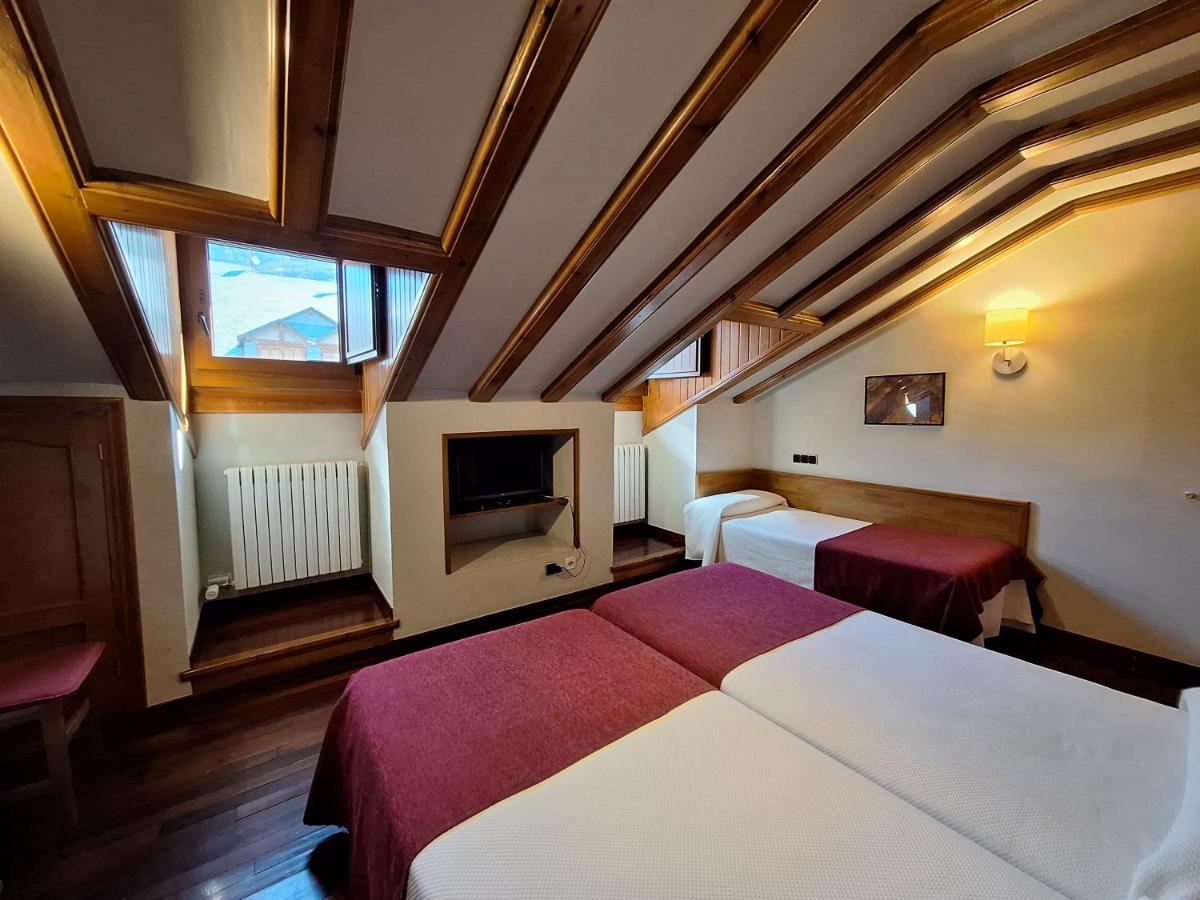 Hotel Aragüells - Housity