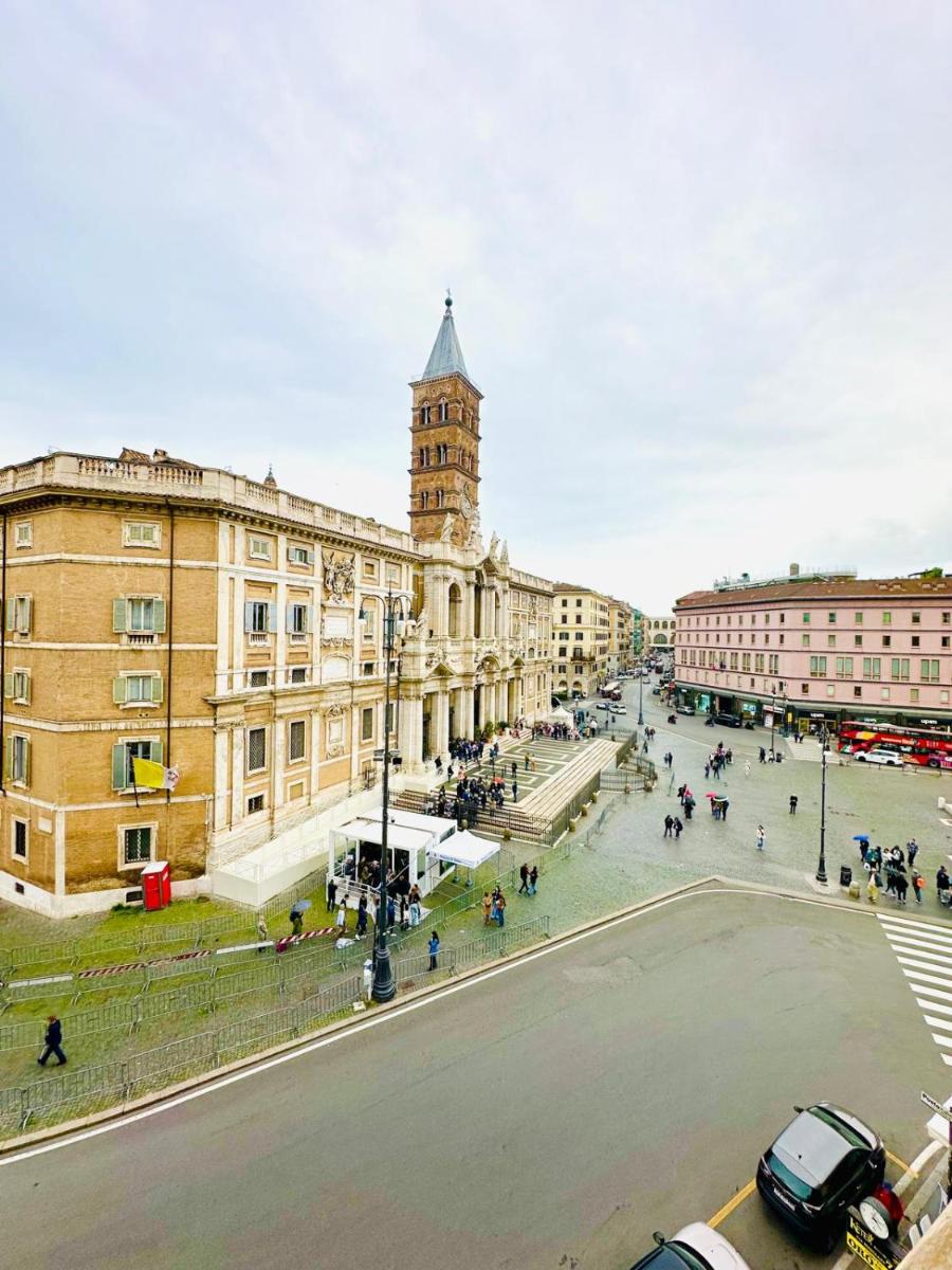 Santa Maria Maggiore Suites Apartments - Housity