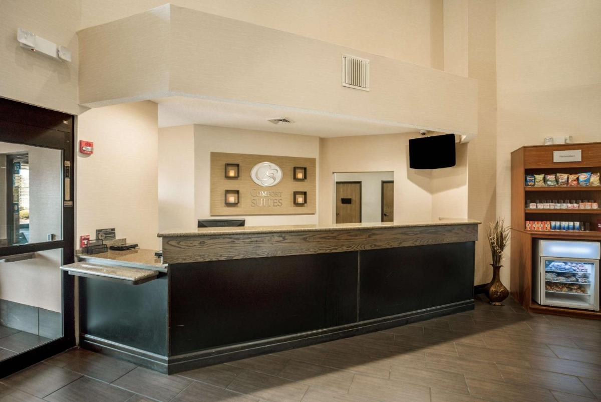 Comfort Suites Monroe - Housity