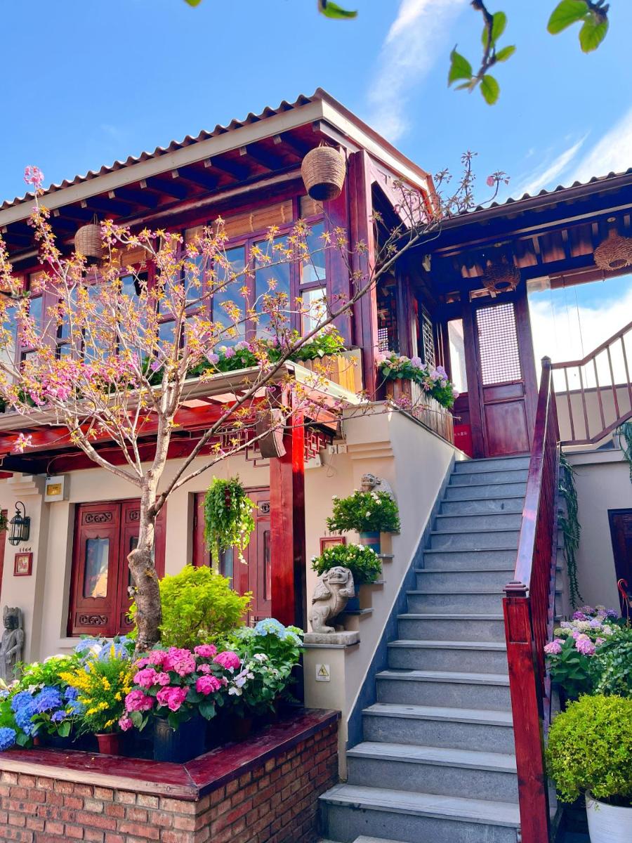 Jingshan Garden Hotel - Housity