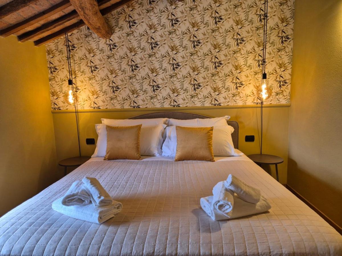 Il Bivio - Housity