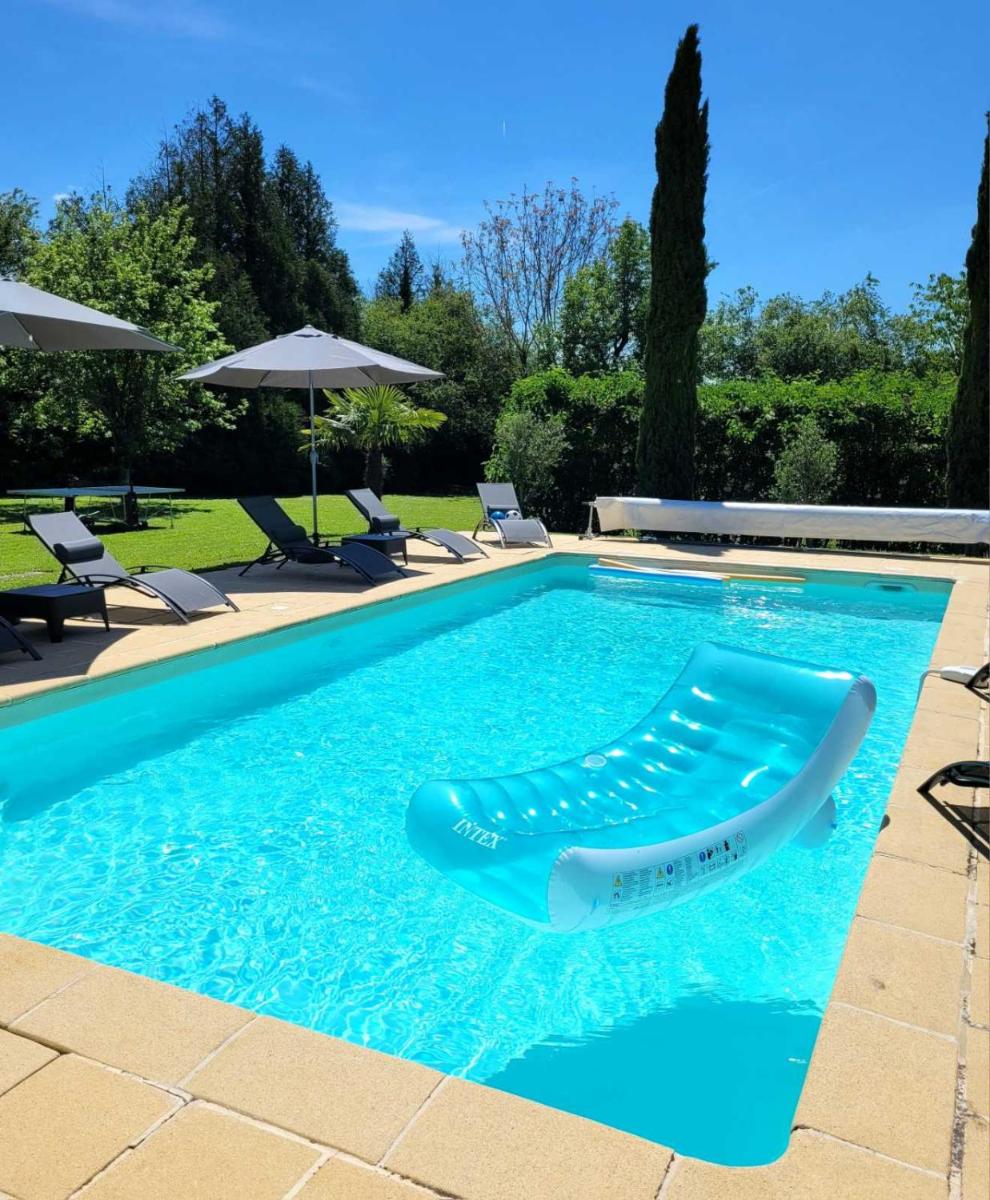 La Maison Tuffeau Bed and Breakfast - Housity