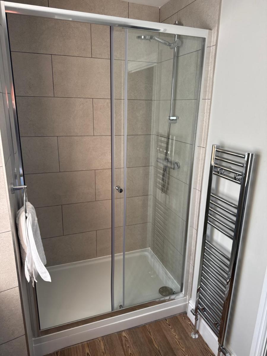 The Black Bull Hotel - Housity